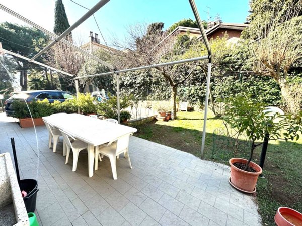 casa indipendente in vendita a Genova in zona Nervi
