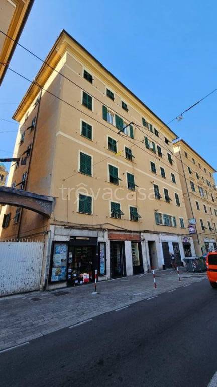 appartamento in vendita a Genova in zona Sampierdarena