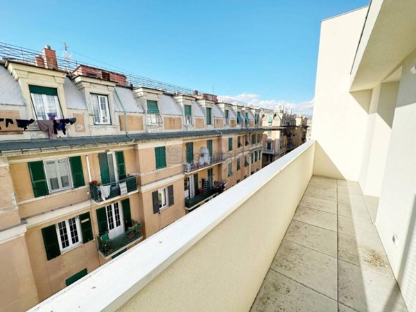 appartamento in vendita a Genova in zona Sampierdarena