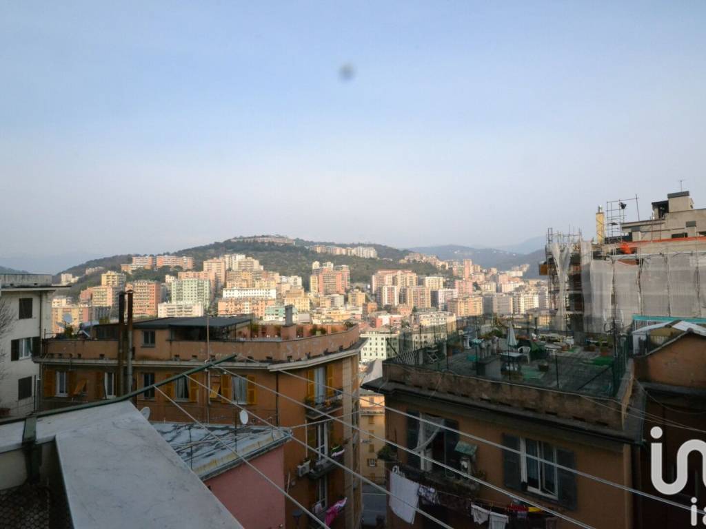 appartamento in vendita a Genova in zona Marassi