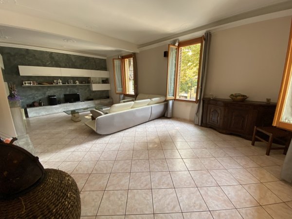 appartamento in vendita a Genova in zona Foce