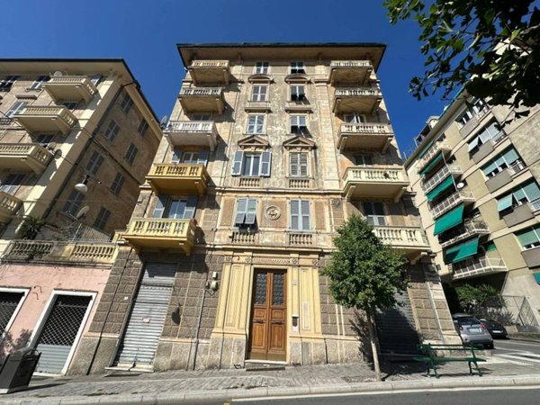 appartamento in vendita a Genova in zona Borzoli