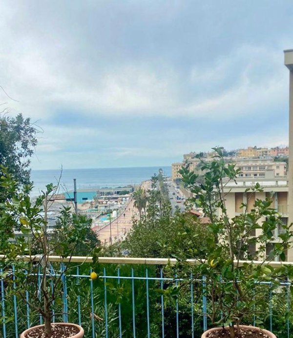casa indipendente in vendita a Genova in zona Albaro