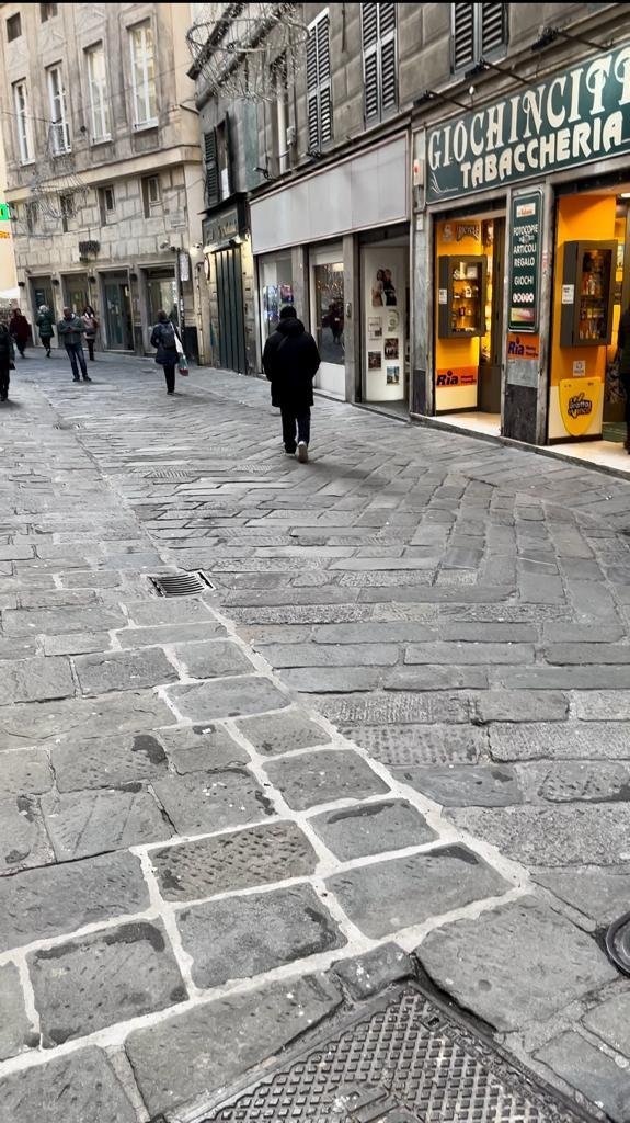 casa indipendente in vendita a Genova in zona Sottoripa / Maddalena / Molo