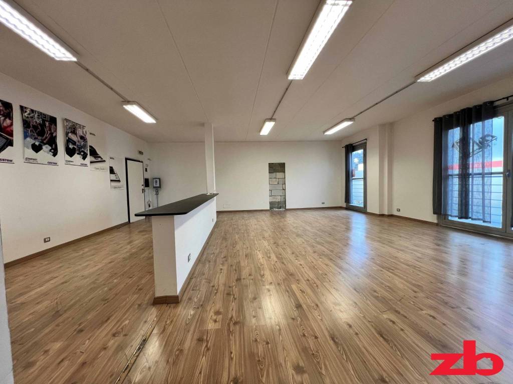ufficio in vendita a Genova in zona Bolzaneto