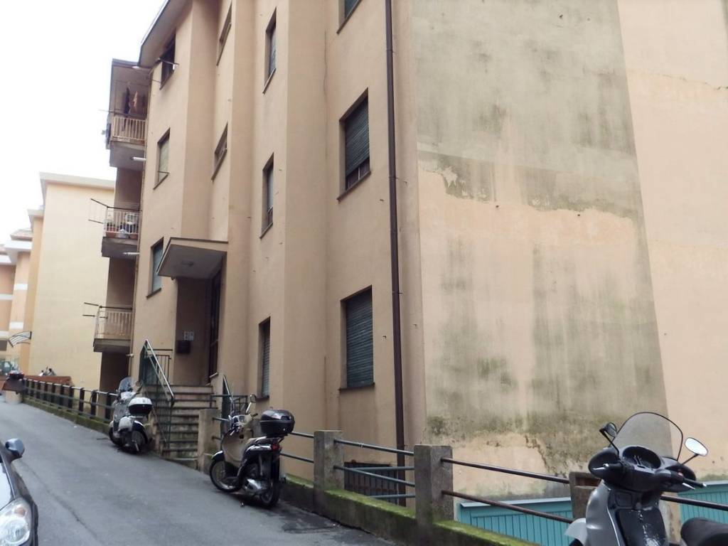 appartamento in vendita a Genova in zona Quezzi