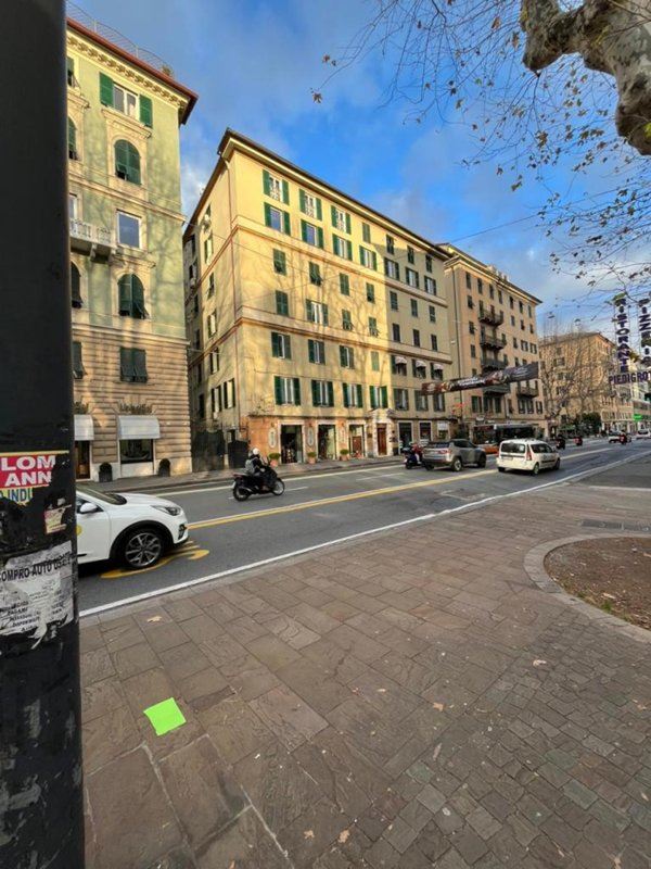 casa indipendente in vendita a Genova in zona Foce