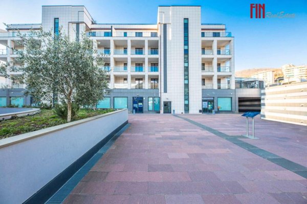 appartamento in vendita a Genova in zona Molassana