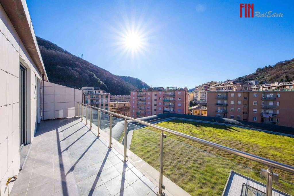 appartamento in vendita a Genova in zona Molassana