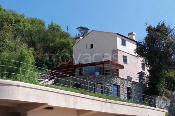 casa indipendente in vendita a Genova in zona Pegli