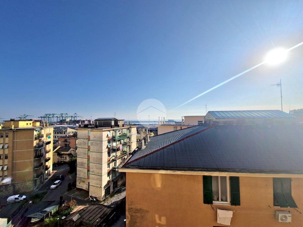 appartamento in vendita a Genova in zona Palmaro / Pra'