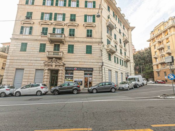 negozio in vendita a Genova
