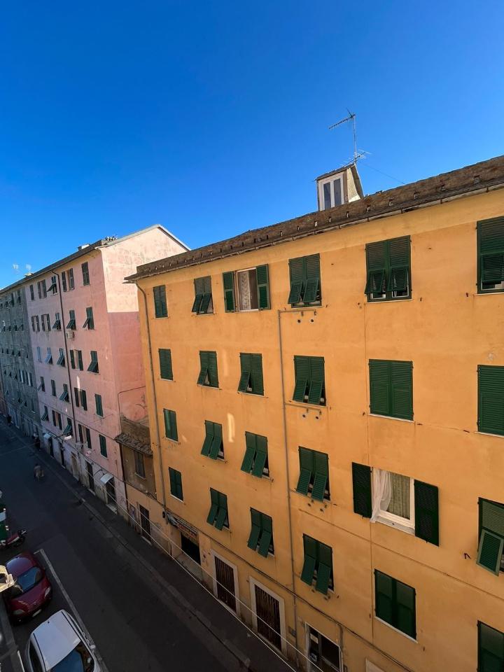 appartamento in vendita a Genova in zona Palmaro / Pra'