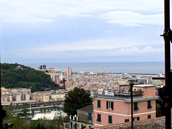 appartamento in vendita a Genova