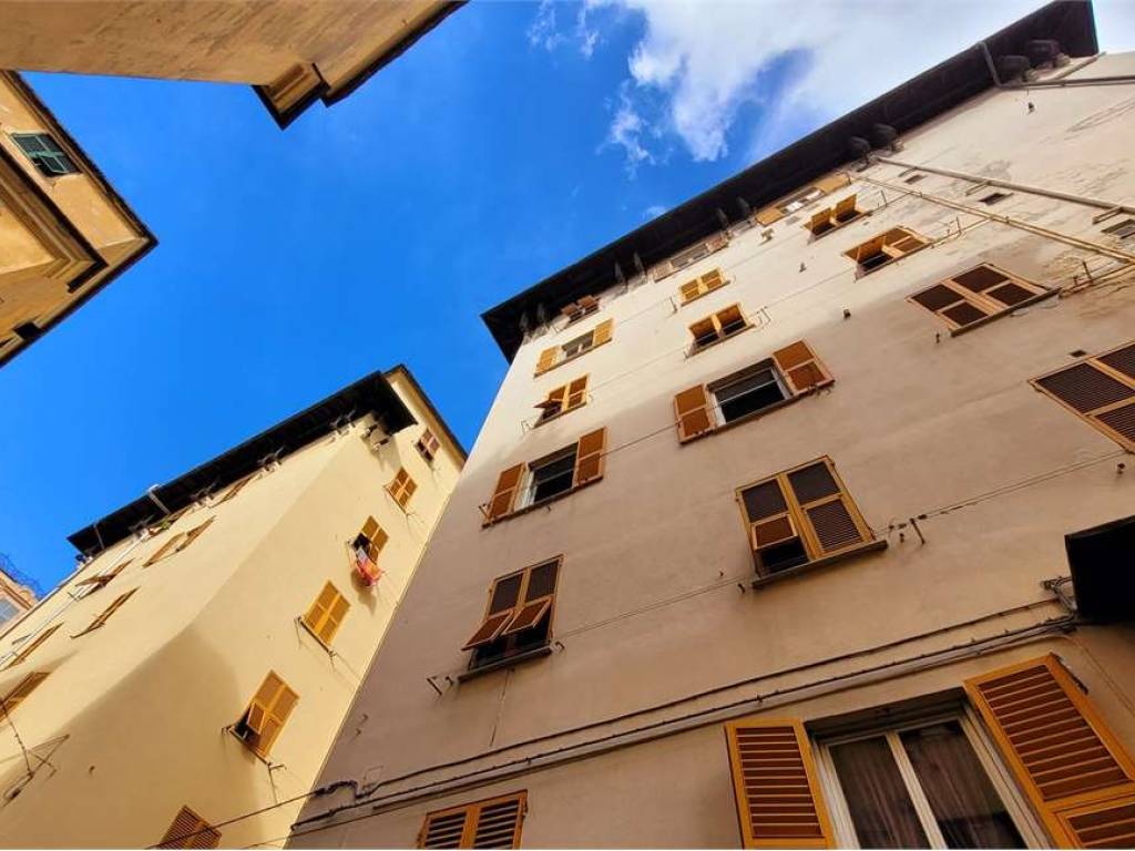 appartamento in vendita a Genova in zona Sampierdarena