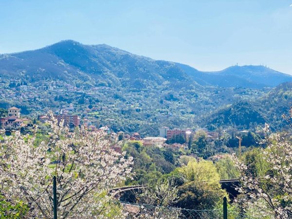 casa indipendente in vendita a Genova in zona Struppa