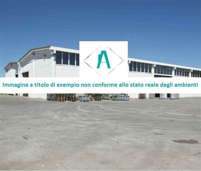 capannone in vendita a Genova in zona Borzoli