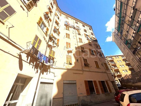 appartamento in vendita a Genova in zona Sampierdarena