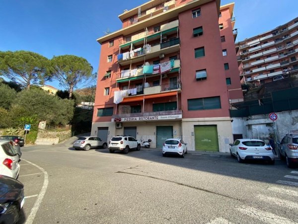 appartamento in vendita a Genova in zona Quarto dei Mille
