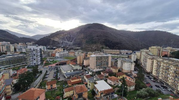 appartamento in vendita a Genova in zona Molassana