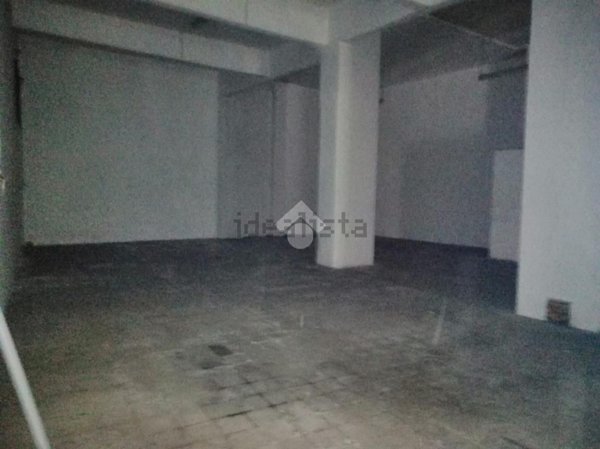 locale di sgombero in vendita a Genova in zona Staglieno