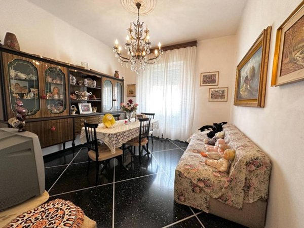 appartamento in vendita a Genova in zona Pontedecimo