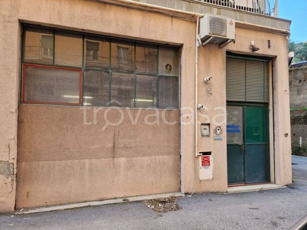 ufficio in vendita a Genova in zona San Fruttuoso