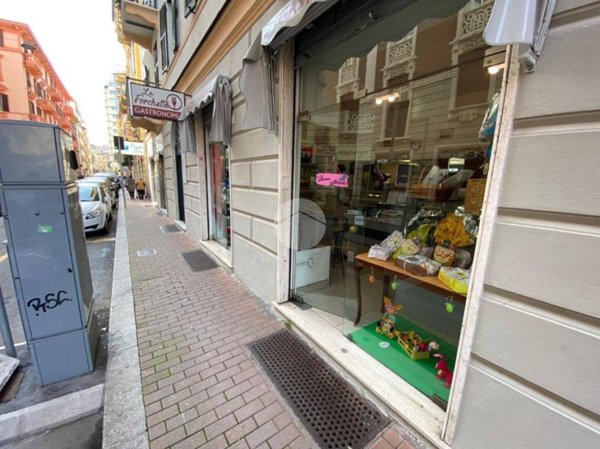 negozio in vendita a Genova in zona Pegli
