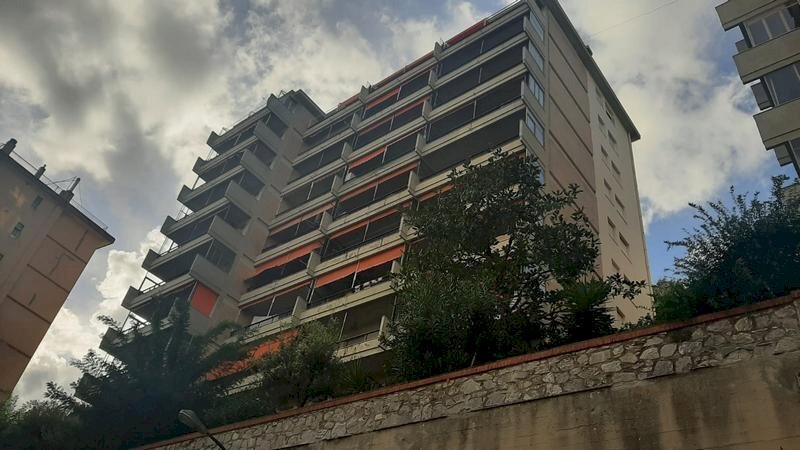 appartamento in vendita a Genova in zona Molassana