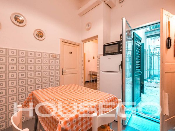 appartamento in vendita a Genova in zona Carignano