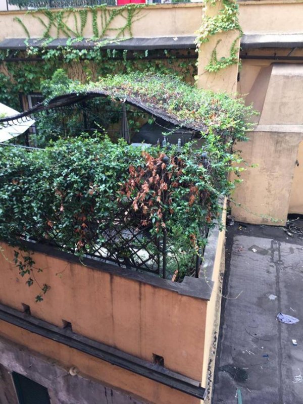 appartamento in vendita a Genova in zona Sottoripa / Maddalena / Molo
