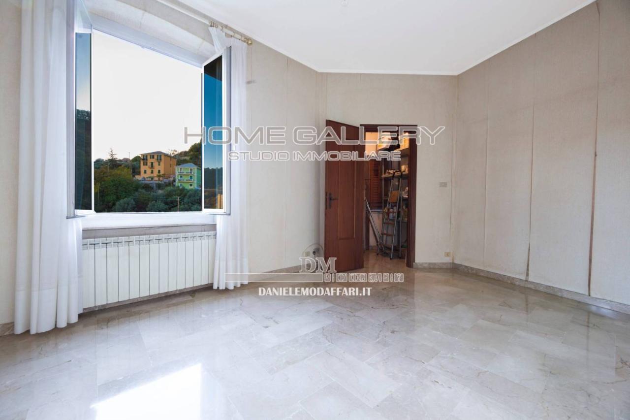 appartamento in vendita a Genova in zona Molassana