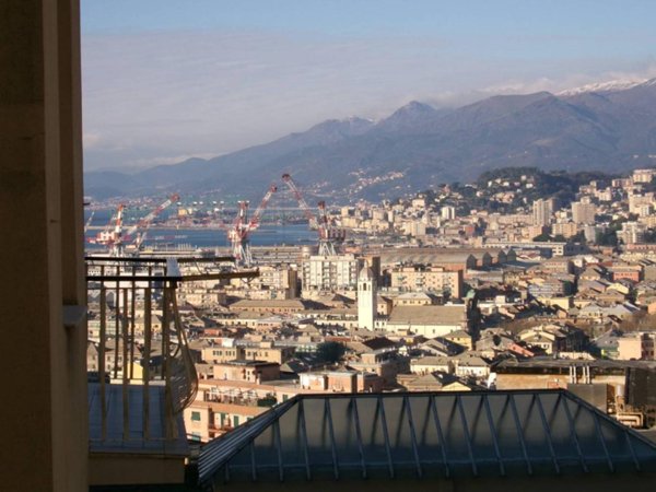 appartamento in vendita a Genova in zona Cornigliano