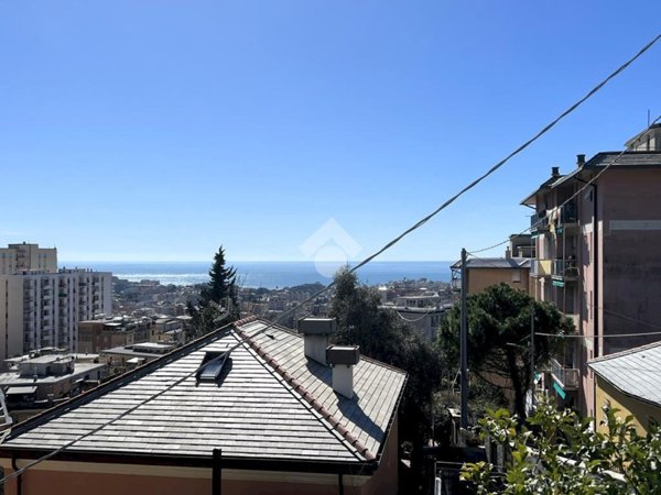 casa semindipendente in vendita a Genova in zona San Martino