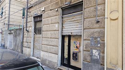 locale commerciale in vendita a Genova