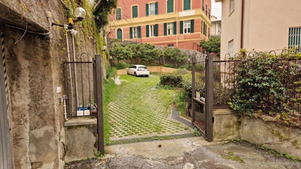 appartamento in vendita a Genova in zona Albaro