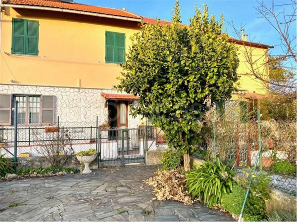 casa indipendente in vendita a Genova in zona Borzoli