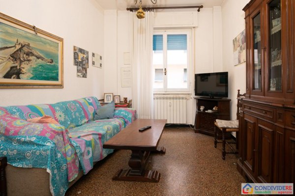 appartamento in vendita a Genova in zona Marassi