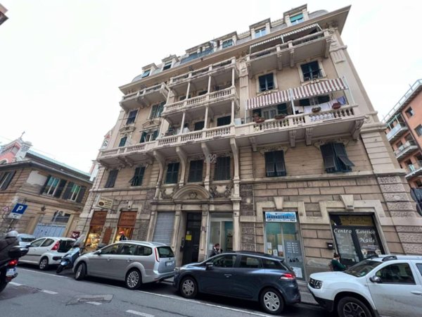 appartamento in vendita a Genova in zona San Benigno