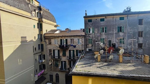 appartamento in vendita a Genova in zona Sampierdarena