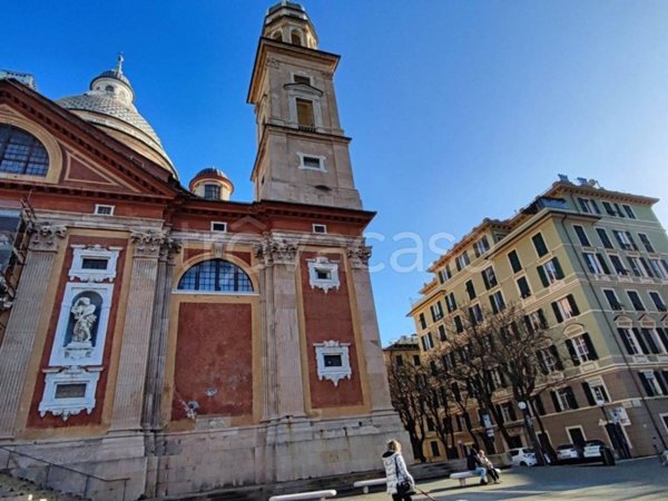appartamento in vendita a Genova in zona Carignano