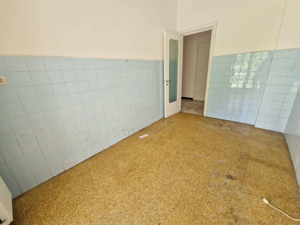 appartamento in vendita a Genova in zona Palmaro / Pra'