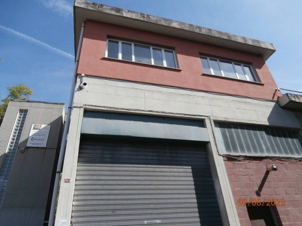 negozio in vendita a Genova in zona Borzoli