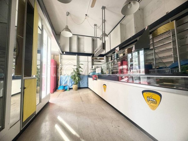 negozio in vendita a Genova in zona San Fruttuoso