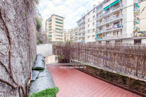 appartamento in vendita a Genova in zona Quezzi