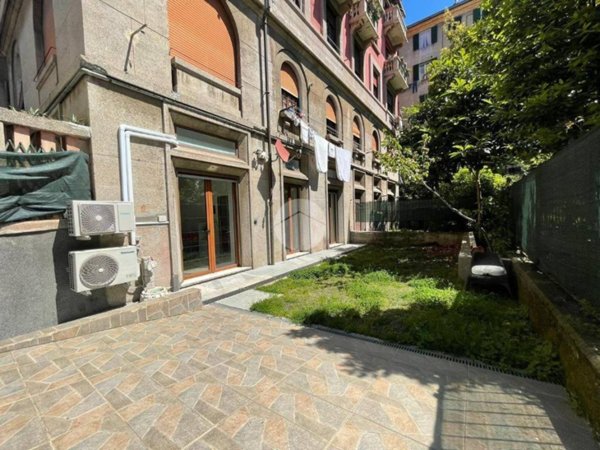appartamento in vendita a Genova in zona Pegli