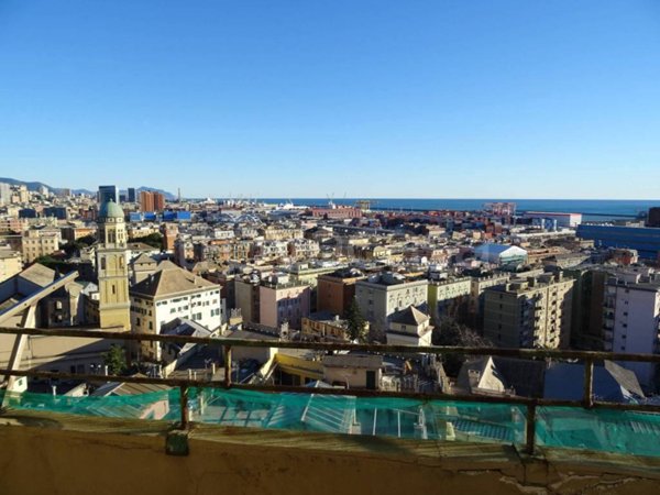 appartamento in vendita a Genova in zona Cornigliano