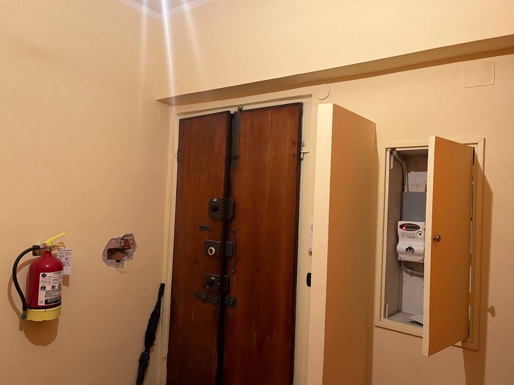 appartamento in vendita a Genova in zona Sturla