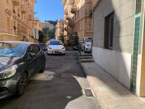 monolocale in vendita a Genova in zona Castelletto