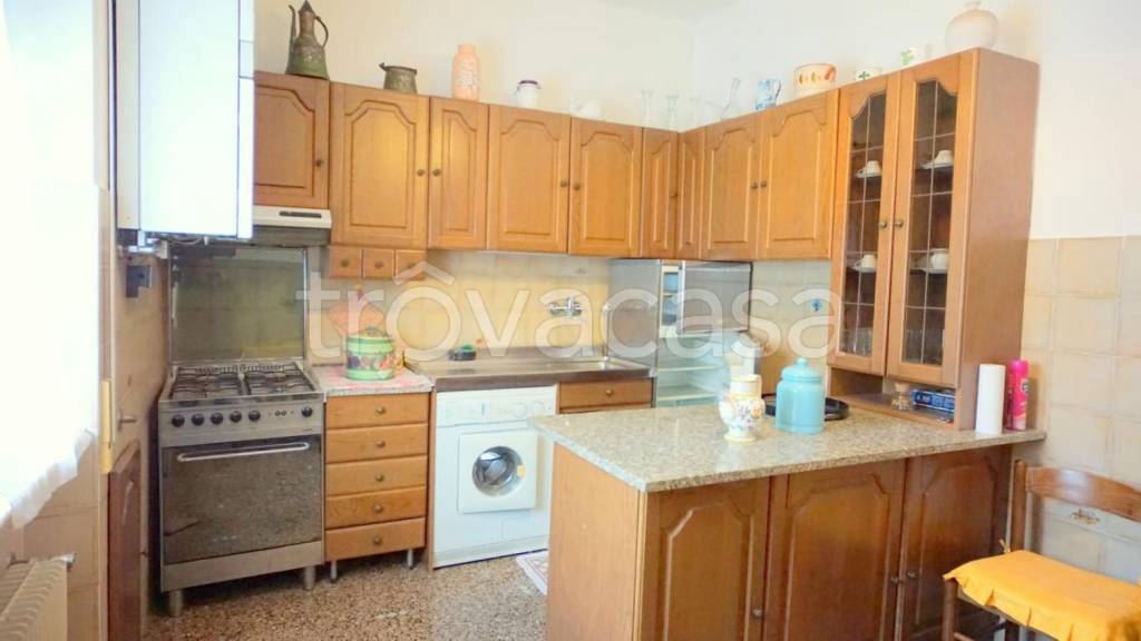 appartamento in vendita a Genova in zona Pontedecimo